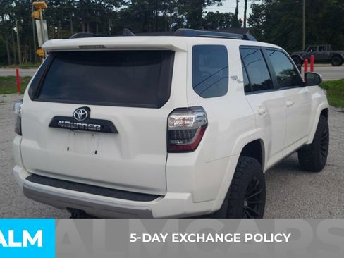 Used 2021 Toyota 4Runner TRD Off-Road AWD/4WD image 3