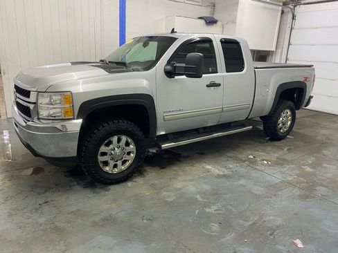 Used 2013 Chevrolet Silverado 2500 LT w/ Convenience Package image 6