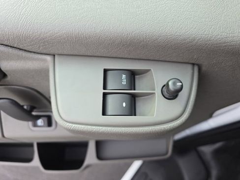 New 2025 Chevrolet Express 2500 w/ Driver Convenience Package image 25