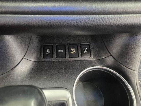 Used 2017 Toyota Highlander SE AWD/4WD image 18