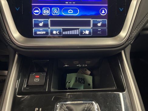 Certified 2022 Subaru Outback Limited image 24