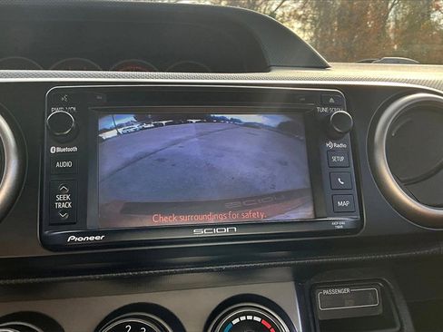 Used 2015 Scion xB image 20