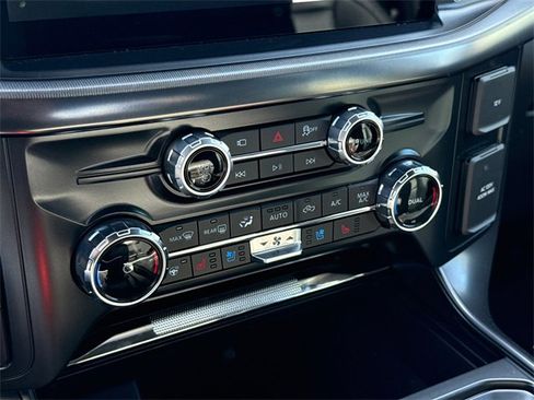 New 2025 Ford F150 Lariat w/ Equipment Group 501A Mid image 26