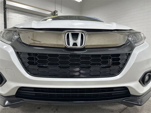 Used 2022 Honda HR-V Sport image 10