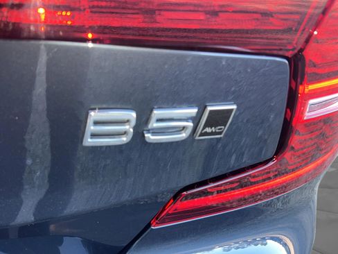 Used 2024 Volvo S60 B5 Ultimate w/ Climate Package image 19