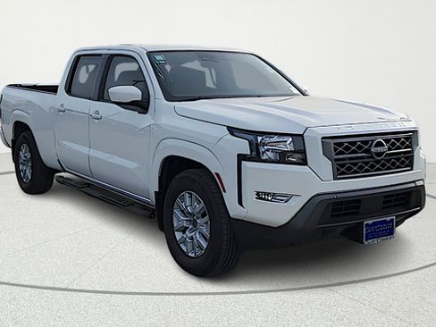 Certified 2023 Nissan Frontier SV w/ Technology Package RWD image 1