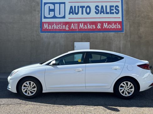 Used 2020 Hyundai Elantra SE w/ Cargo Package (C1) FWD image 7
