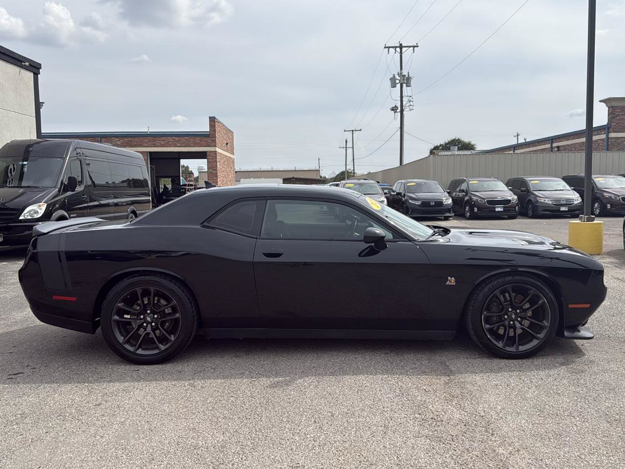 Used 2020 Dodge Challenger R/T Scat Pack w/ Driver Convenience Group RWD image 5