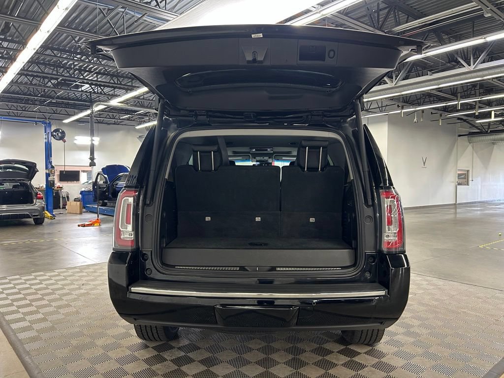 Used 2019 GMC Yukon Denali w/ Denali Ultimate Package AWD/4WD image 4