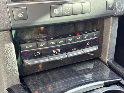 Used 2011 Mercedes-Benz E 350 Sedan image 16