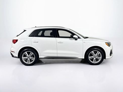Used 2020 Audi Q3 2.0T Premium w/ Convenience Package AWD/4WD image 6