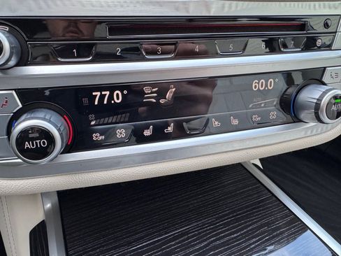 Used 2017 BMW 750i xDrive image 20