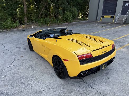 Used 2011 Lamborghini Gallardo LP 560-4 AWD/4WD image 2
