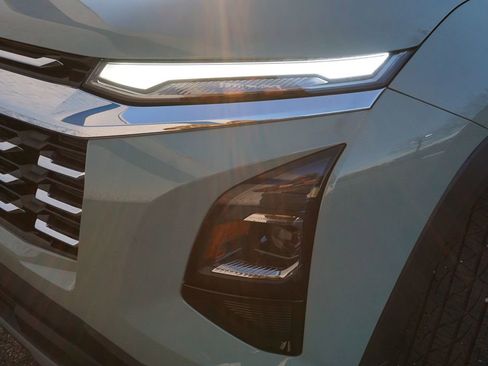 Used 2025 Chevrolet Equinox LT w/ Convenience Package II image 30