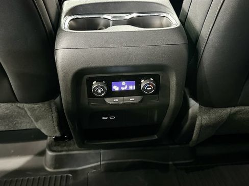 New 2026 Chevrolet Traverse LT w/ LPO, Floor Liner Package AWD/4WD image 27