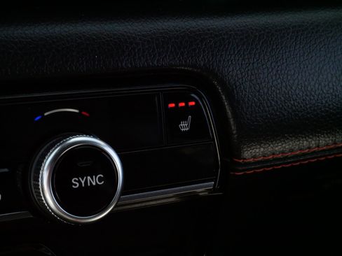 Certified 2025 Honda Pilot TrailSport image 30