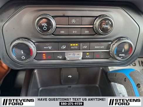 Used 2022 Ford Bronco Black Diamond image 29