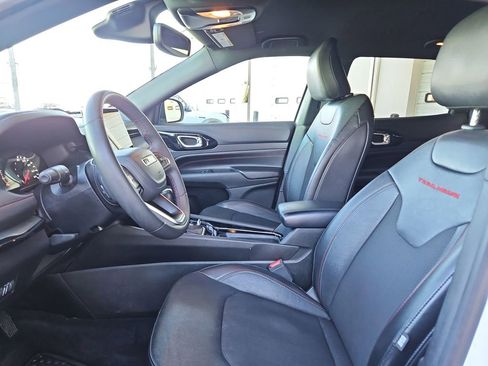 Used 2023 Jeep Compass Trailhawk image 22
