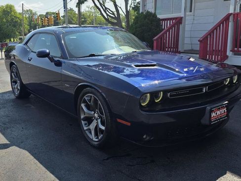 Used 2015 Dodge Challenger R/T Plus RWD image 2