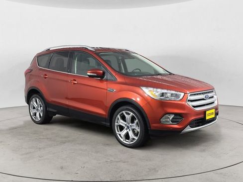 Used 2019 Ford Escape Titanium AWD/4WD image 7