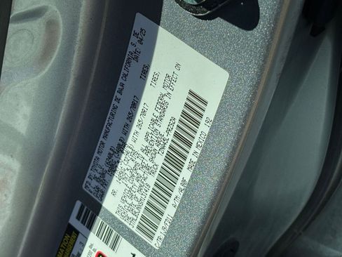 Used 2025 Toyota Tacoma TRD Off-Road image 30