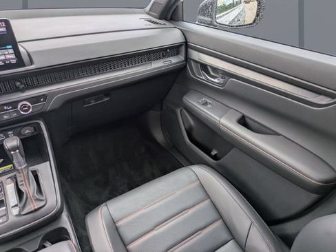 Used 2025 Honda CR-V Sport-L image 17