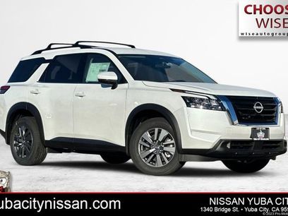 New 2025 Nissan Pathfinder SV