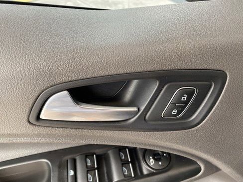 Certified 2020 Ford Transit Connect XLT image 11