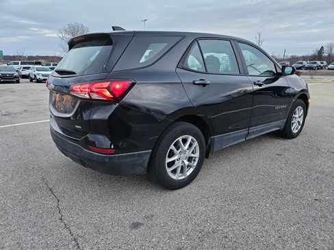 Certified 2024 Chevrolet Equinox LS w/ Driver Confidence II Package image 7