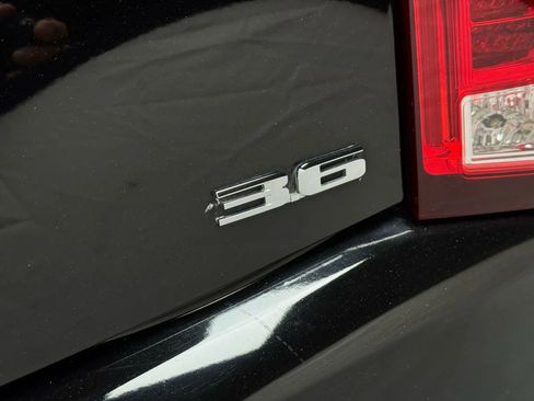 Used 2011 Cadillac CTS Premium image 11