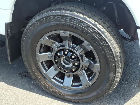 Used 2023 Ford F250 Lariat w/ Lariat Ultimate Package image 9