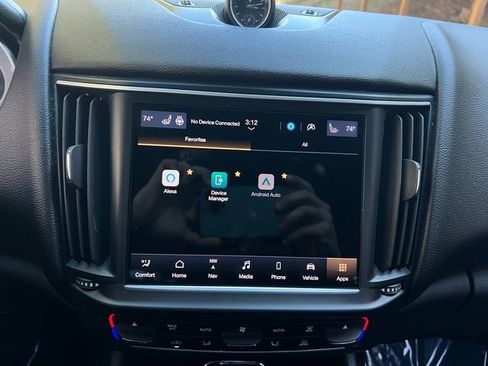 Used 2022 Maserati Levante GT image 26