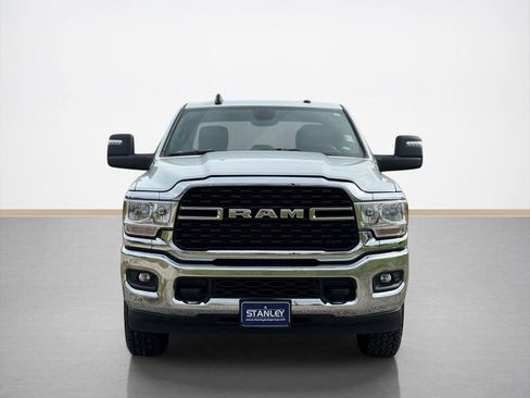 Used 2024 RAM 2500 Big Horn AWD/4WD image 2