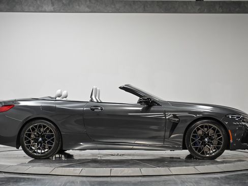 Used 2022 BMW M8 Competition image 13
