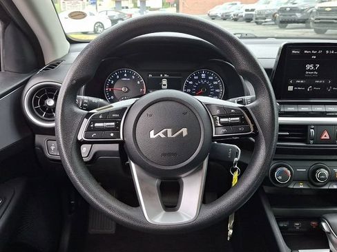 Used 2024 Kia Forte LXS FWD image 19