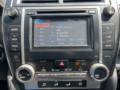 Used 2012 Toyota Camry SE image 16