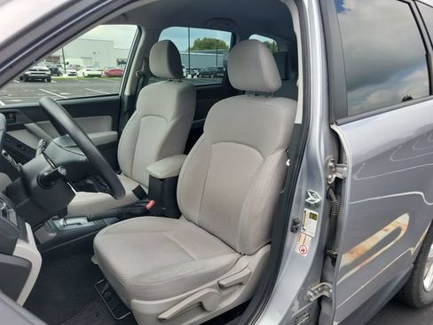 Used 2015 Subaru Forester 2.5i w/ Alloy Wheel Package AWD/4WD image 19