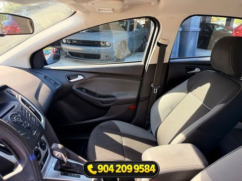 Used 2014 Ford Focus SE FWD image 15