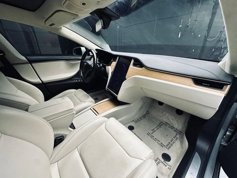 Used 2018 Tesla Model S 100D AWD/4WD image 19