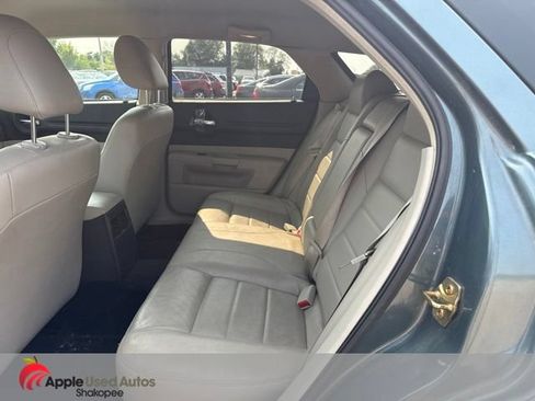 Used 2005 Dodge Magnum R/T AWD/4WD image 8
