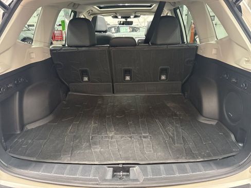 Certified 2023 Subaru Forester Limited image 9