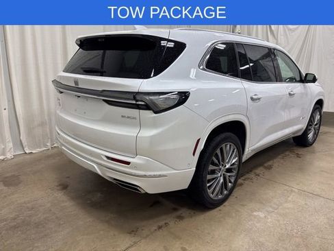Used 2025 Buick Enclave Avenir w/ Super Cruise Package AWD/4WD image 4