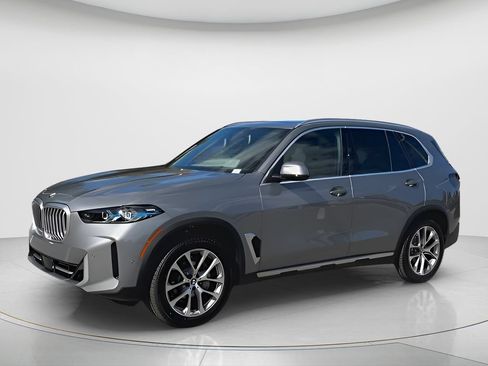 New 2026 BMW X5 sDrive40i RWD image 1