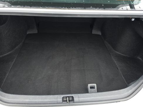 Used 2023 Toyota Camry SE image 17