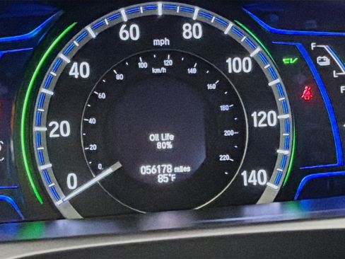 Used 2015 Honda Accord Touring image 8