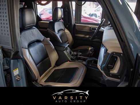 Used 2022 Ford Bronco Wildtrak image 18