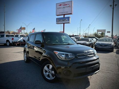 Used 2018 Kia Soul image 1