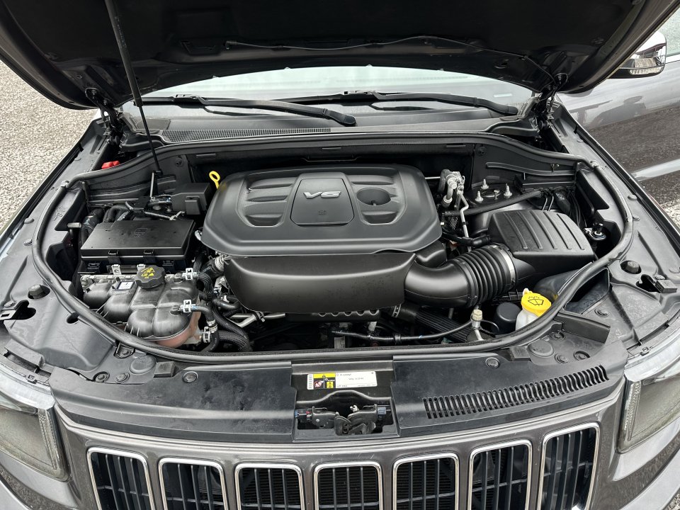 Used 2016 Jeep Grand Cherokee Limited RWD image 21