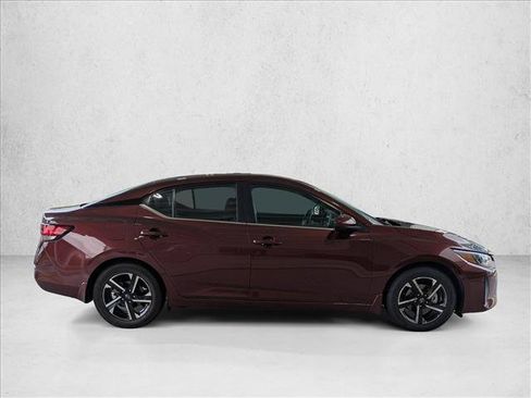 Used 2024 Nissan Sentra SV FWD image 4