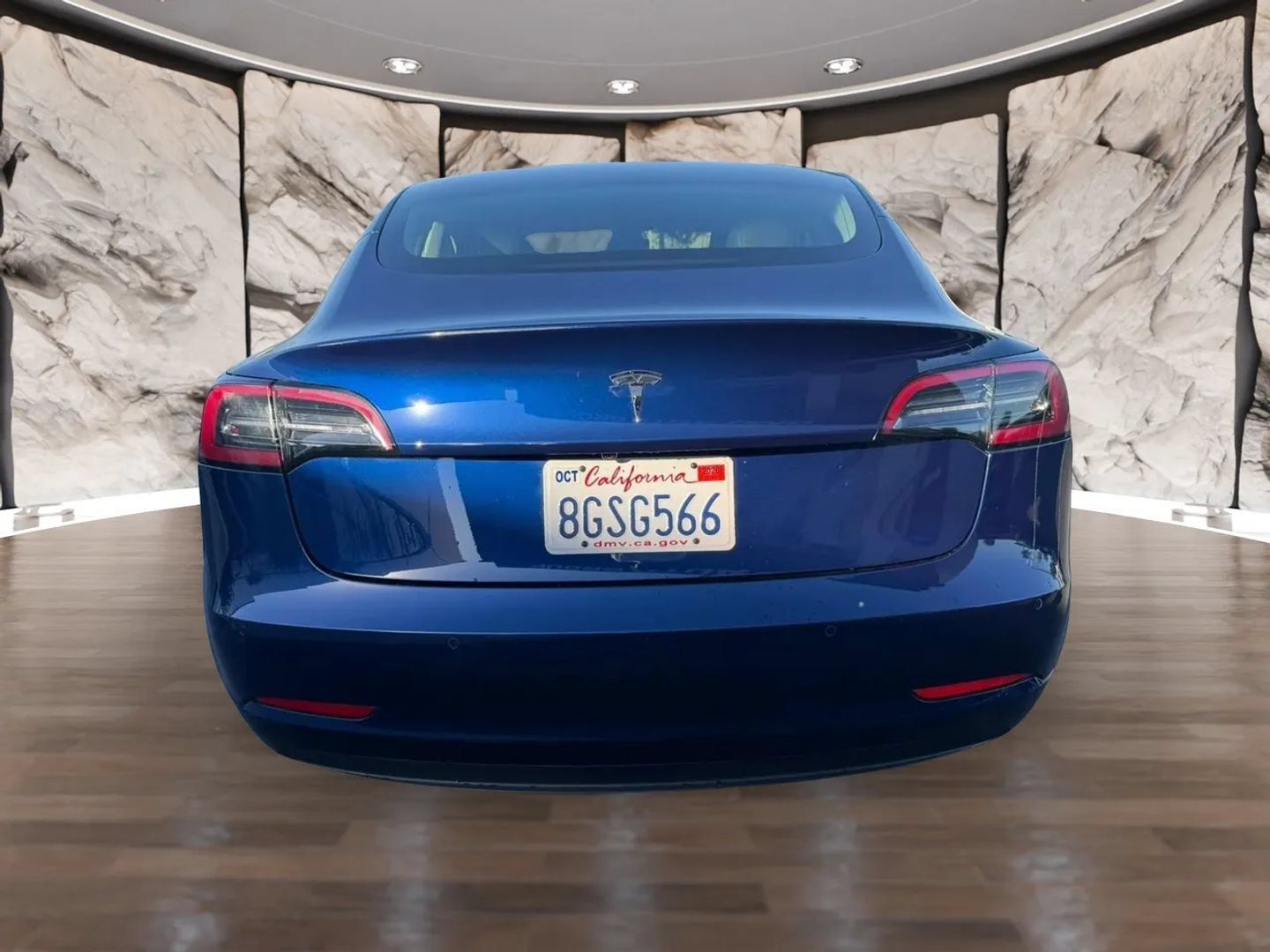 Used 2018 Tesla Model 3 Long Range RWD image 7